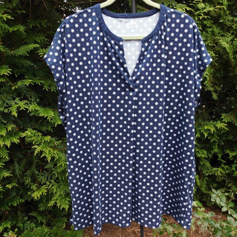 Lands' End Plus Sz-2X Soft Modal-Blend V-Neck Tee with Pleat & Side Slits